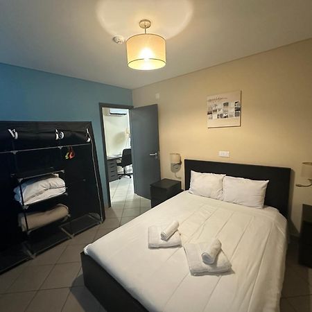 Apartamentos Basalto Madalena  Exteriör bild